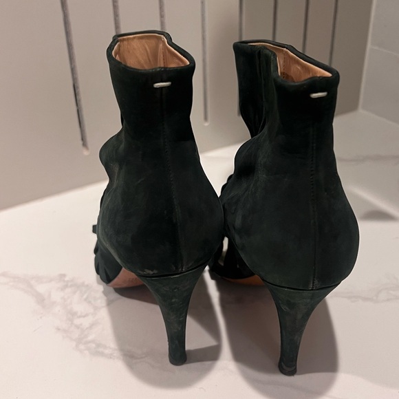 Maison Margiela Suede Gladiator Sandals - Picture 6 of 9